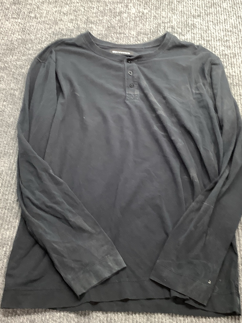 Men's Black Long-Sleeve Henley Shirt